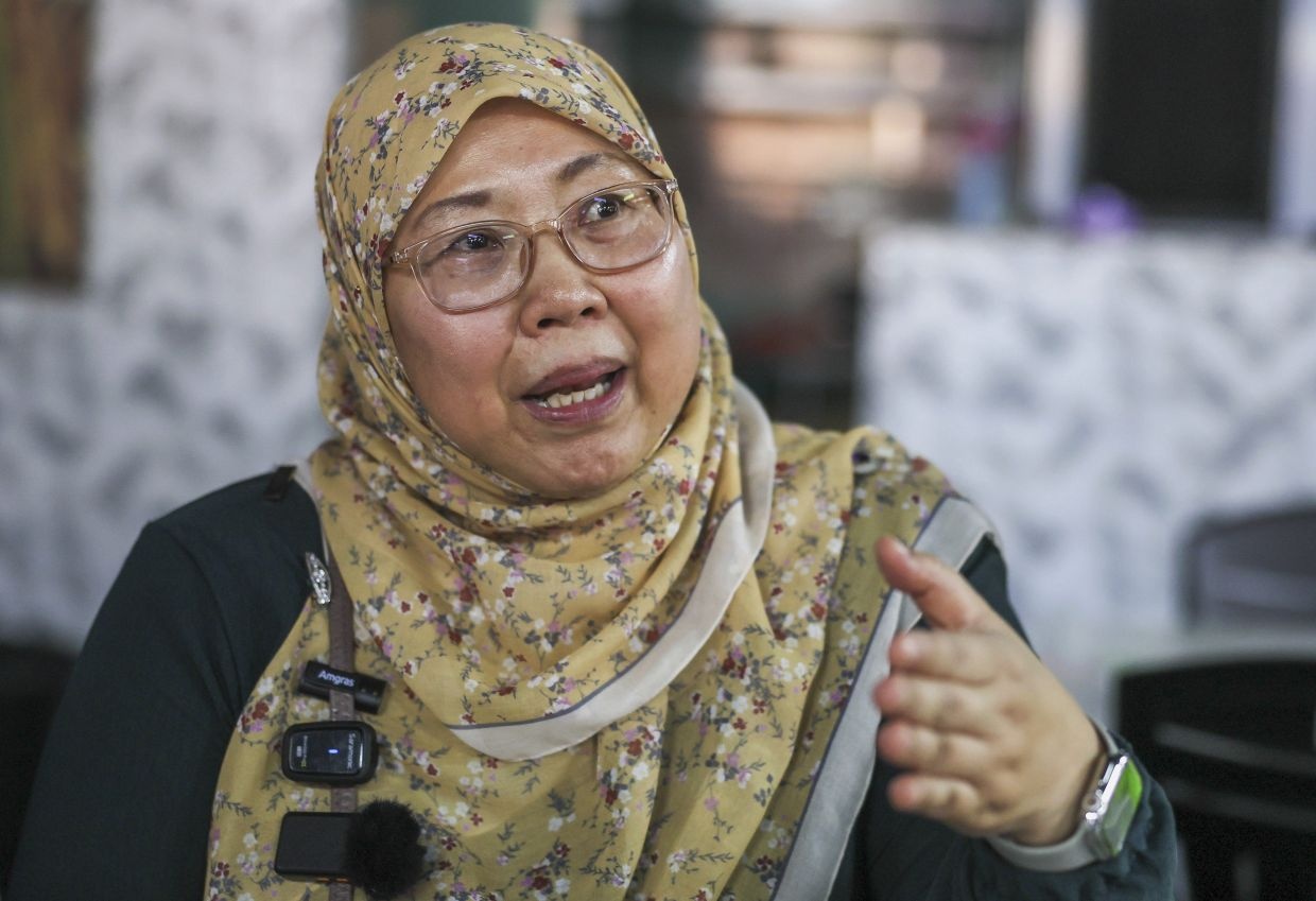 ஃபிலிட் கார்டுக்கு விண்ணப்பபிக்கும்படி அறிவுறுத்து