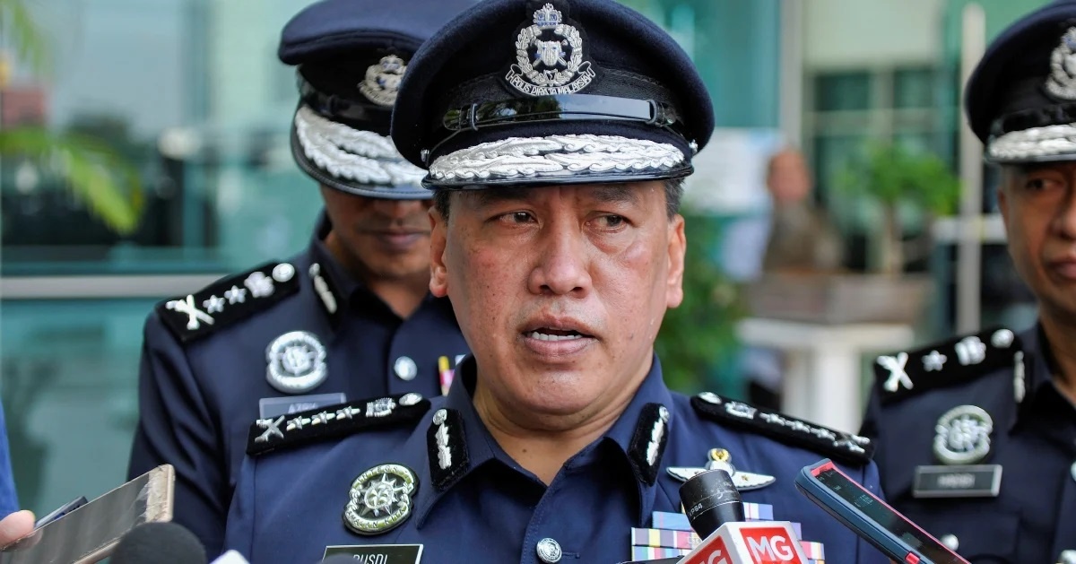 அந்த வழக்கு விசாரணை மூடப்படவில்லை