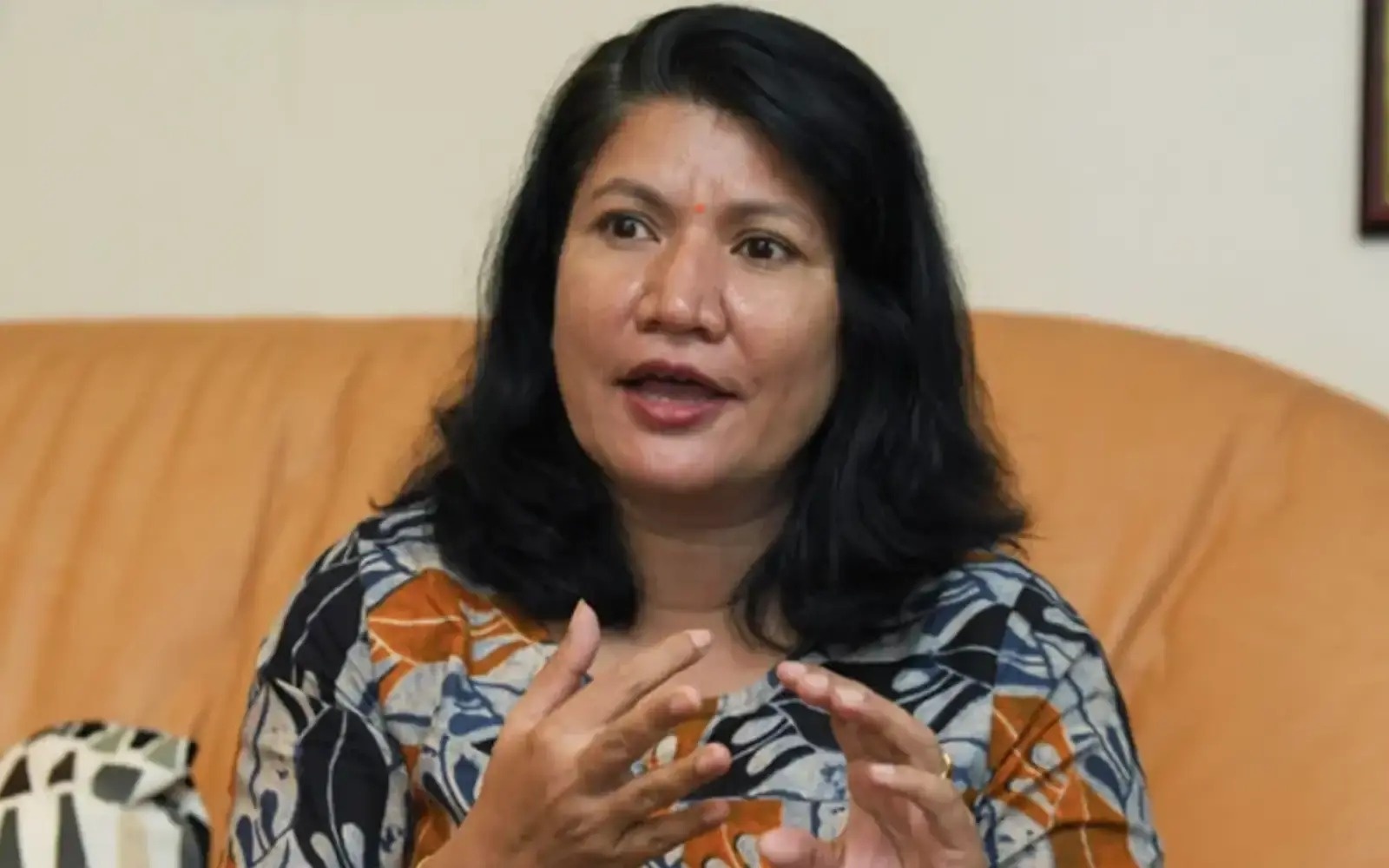 முன்னாள் சட்டமன்ற உறுப்பினருக்கு எதிராக போலீஸ் புகார்