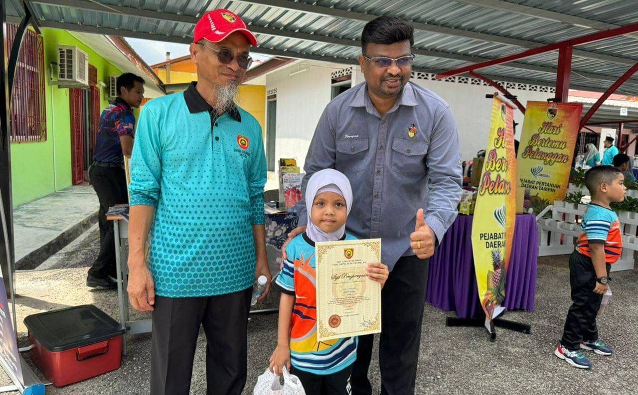 தொழில்முனைவோர், தொழில் கண்காட்சி, மற்றும் STEM & PBL நிகழ்ச்சியை வீரப்பன் தொடக்கி வைத்தார்