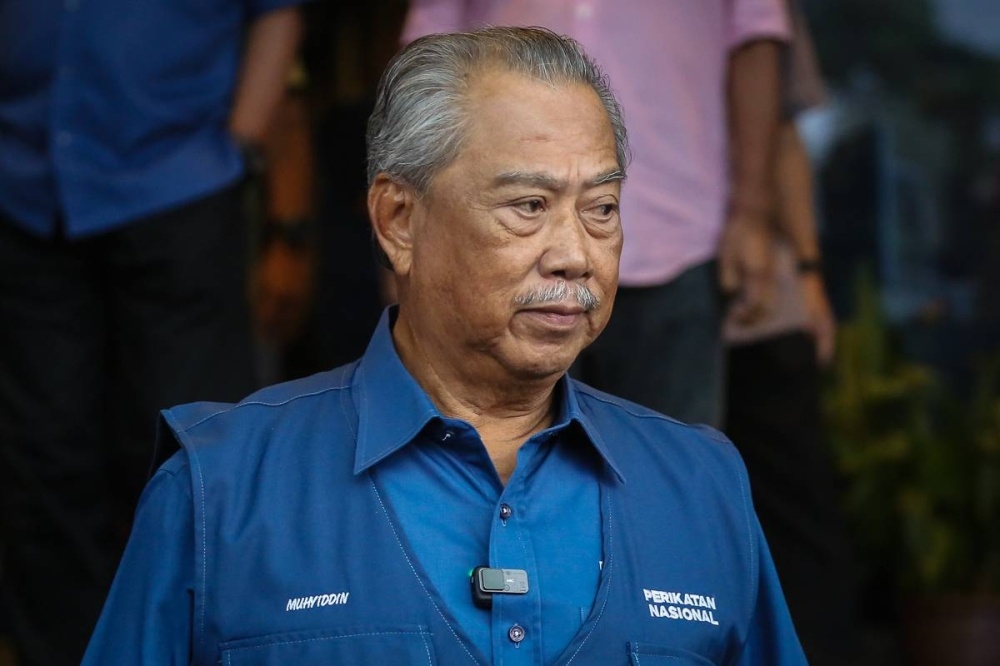 தன்மானம் இருந்தால், தேசிய முன்னணியிலிருந்து ம.இ.கா, மசீச கட்சிகள் வெளியேற வேண்டும்! டான் ஸ்ரீ முகைதீன் யாசின் சவால்