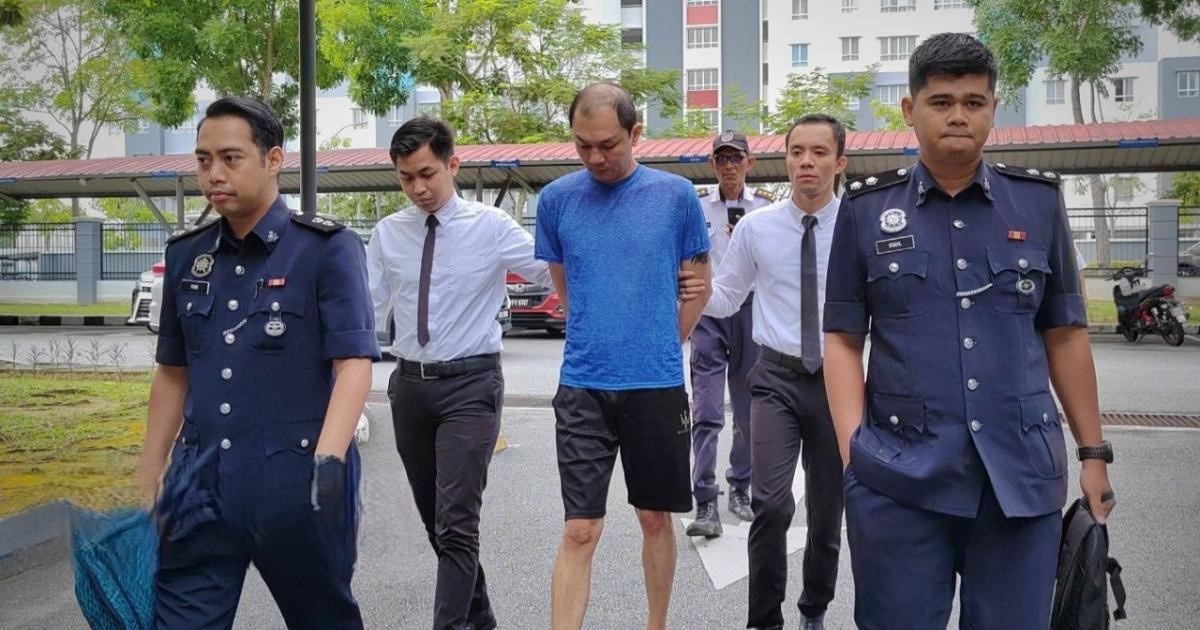 மூன்று பேரை ஏமாற்றி மோசடியில் ஈடுபட்டதாக ஆடவர் மீது குற்றச்சாட்டு