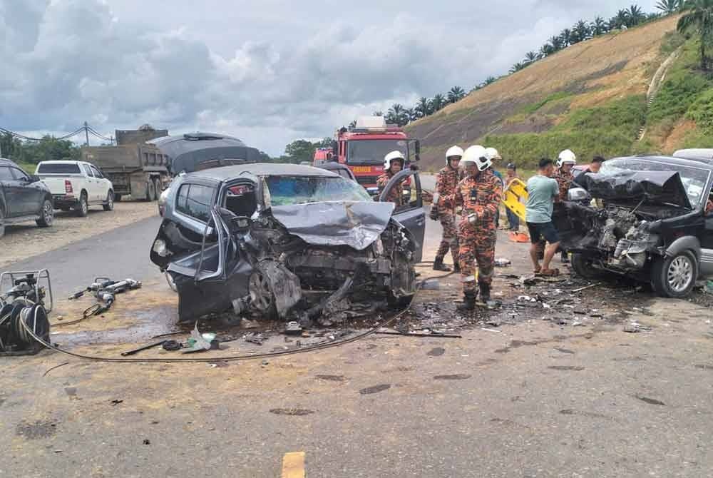 இரண்டு வாகனங்கள் மோதி கொண்டதில் வயோதிக தம்பதியர் மரணம்