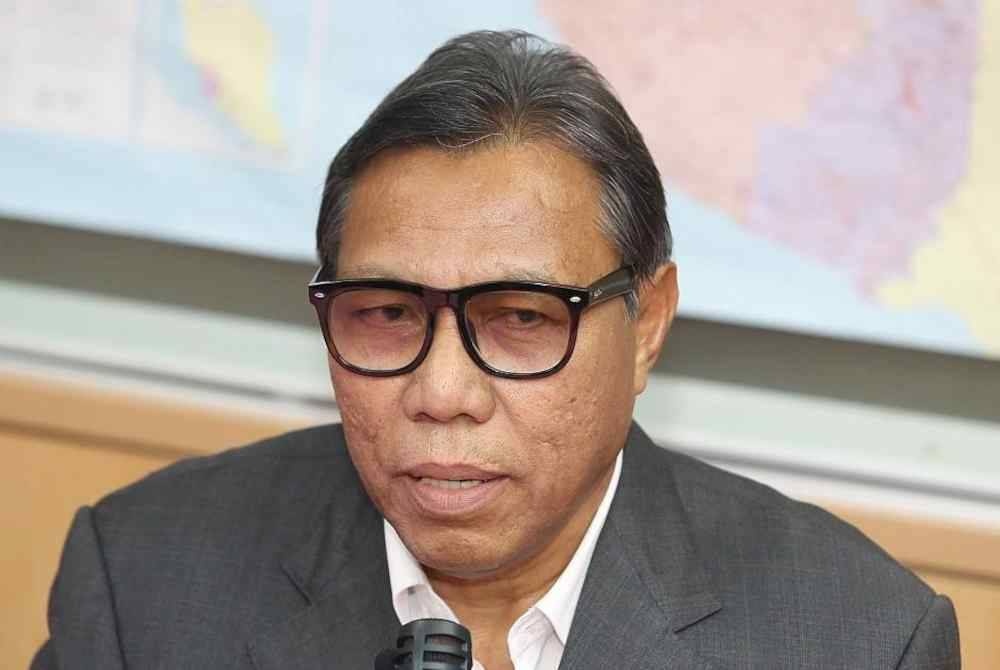 பக்காத்தான் ஹாராப்பானுக்கு பரப்புரை செய்துக்கொண்டு, தாம் பெர்சத்து கட்சியின் உறுப்பினர் என அப்துல் ரஷித் அசாரி கூறுவது ஏற்றுக்கொள்ள முடியாது