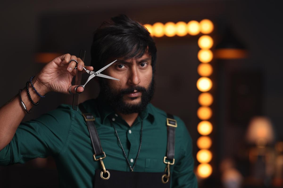 சைக்கோ கில்லராக நடிக்கிறாரா ஆர்.ஜே.பாலாஜி! பயங்கரமான போஸ்டருடன் அடுத்த படத்தை அறிவித்த தயாரிப்பு நிறுவனம்