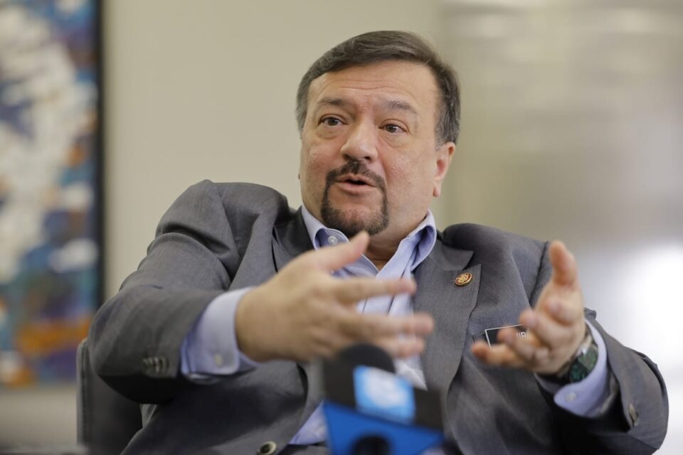 மலேசிய நிறுவனத்திற்கு அமெரிக்கா தடை விதிப்பா? முதலீட்டு அமைச்சு விசாரணை