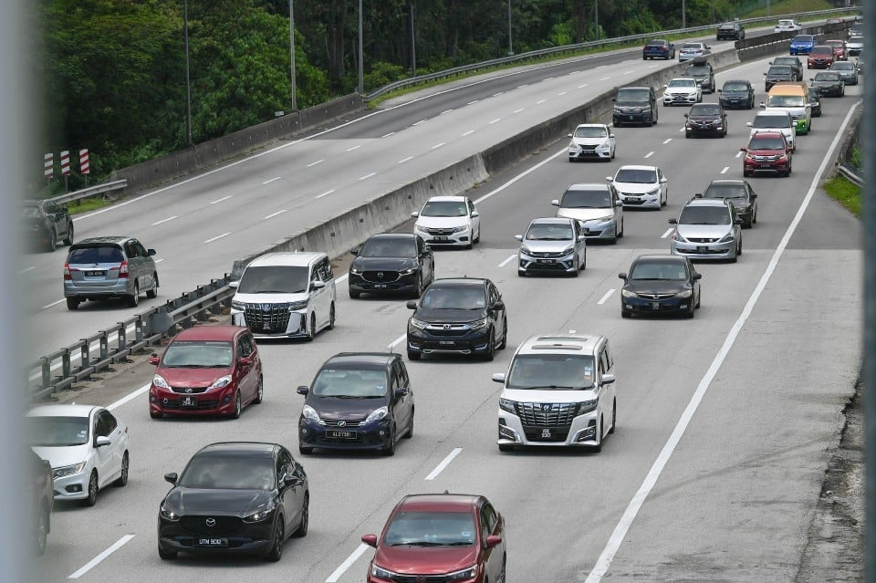 போக்குவரத்து இன்னும் சீரான நிலையில் உள்ளது