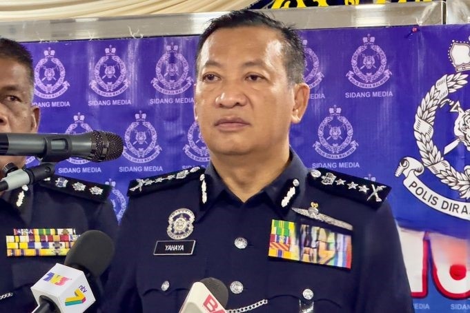 50 வயது நபர் கொலை, ஆடவர் தேடப்படுகிறார்