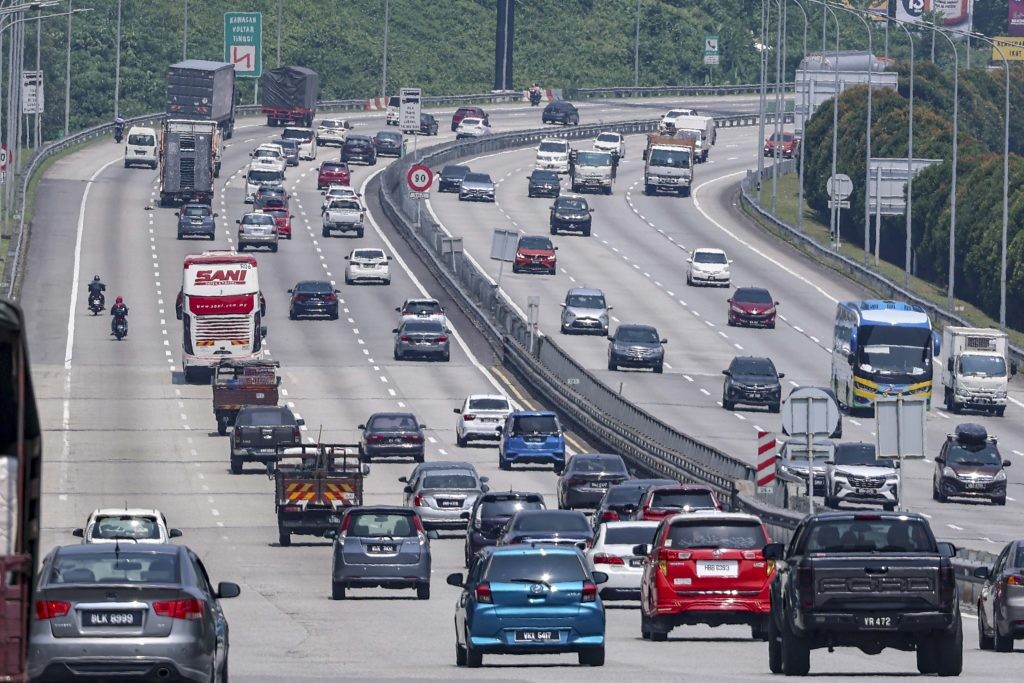 2.52 மில்லியன் வாகனங்கள் பிரதான நெடுஞ்சாலைகளை பயன்படுத்தும்