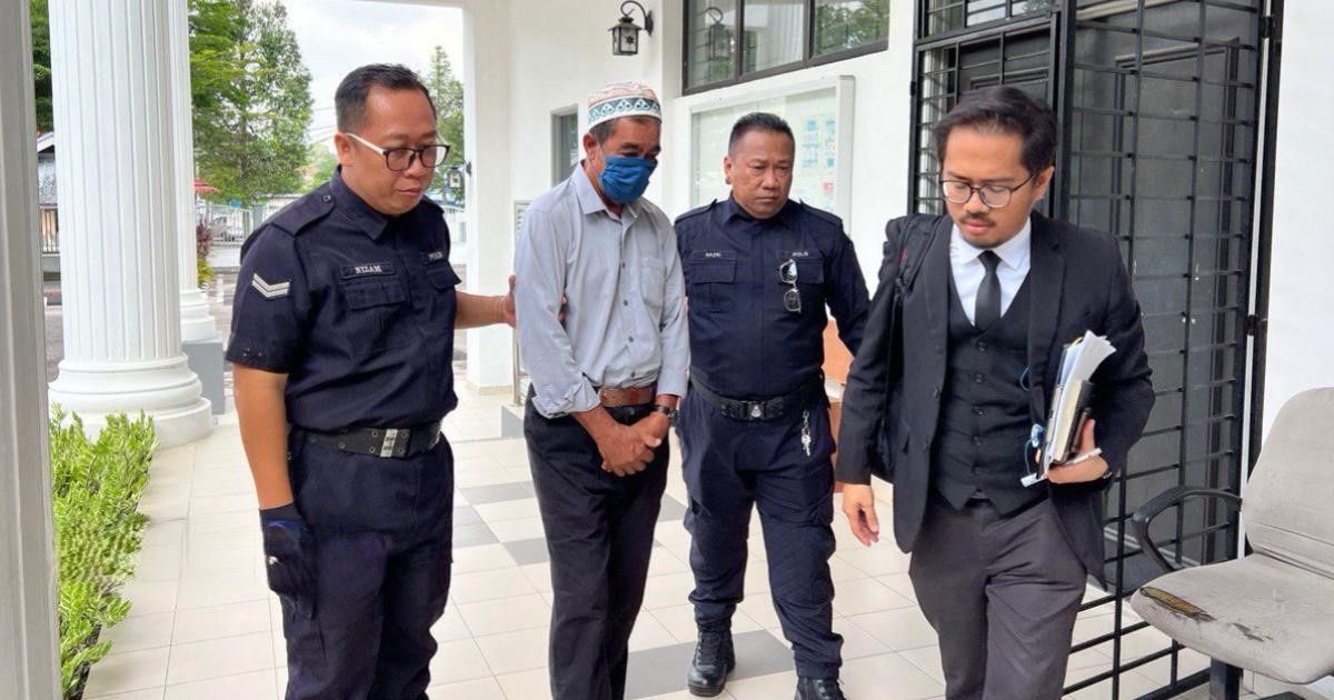 நாயை துன்புறுத்திய குற்றத்திற்காக தோட்டக்காரர் ஒருவருக்கு வெ.2,500 அபராதம்