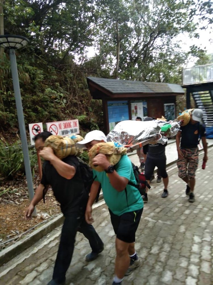 மலையேறி கினாபாலு சிகரத்தில் உயிரிழந்தார்