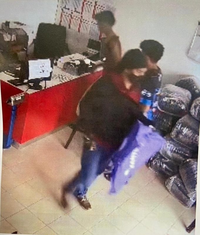 சந்தேகப் பேர்வழிக்கு போலீஸ் வலை வீசுகிறது