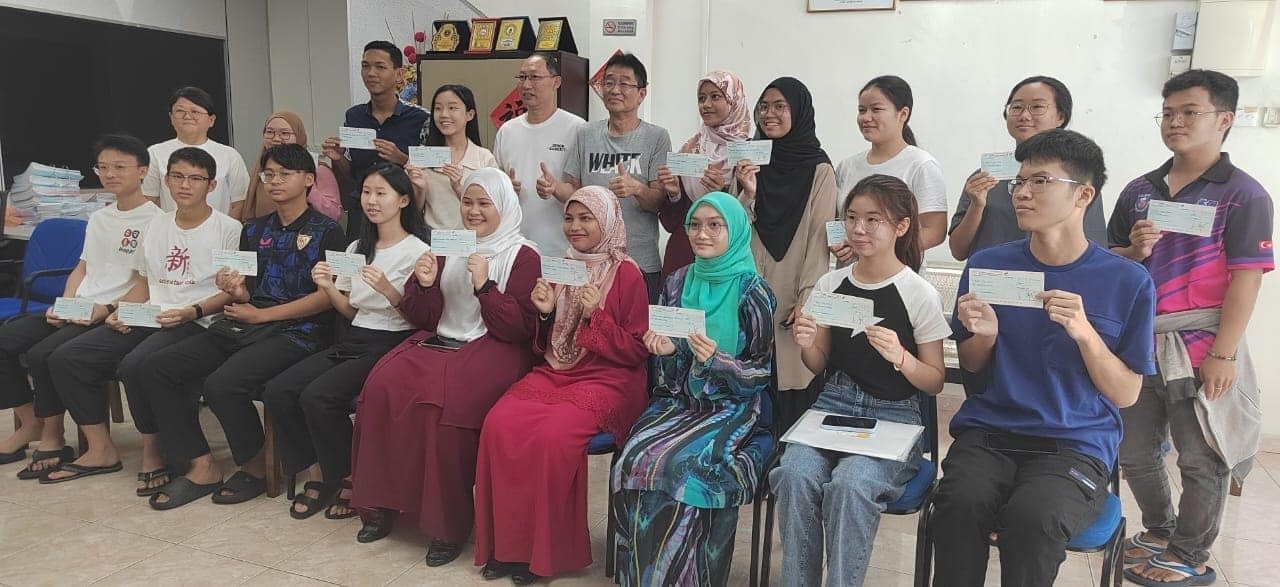 SPM தேர்வில் சிறந்த அடைவு நிலை : அனைத்து மாணவர்களுக்கும் லாபிஸ் எம்.பி. வாழ்த்து