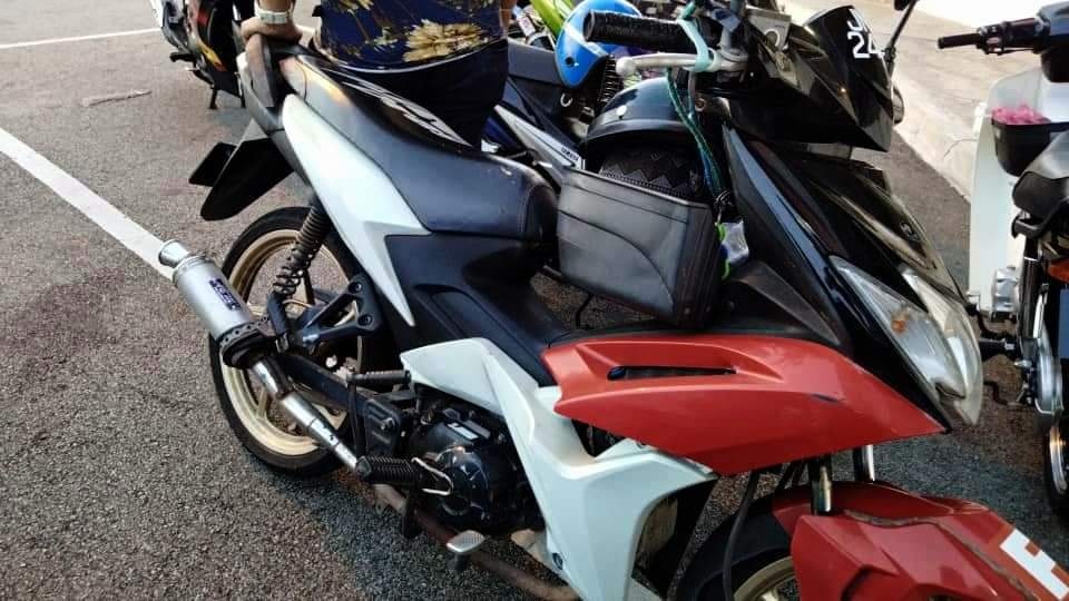 மாற்றியமைக்கப்பட்ட ஐந்து மோட்டார் சைக்கிள்கள் பறிமுதல்