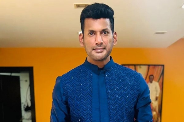 பரதேசி.. விஷால் என்னை ஏன் அப்படி அழைக்கிறார் என தெரியல: பிரபல நடிகை