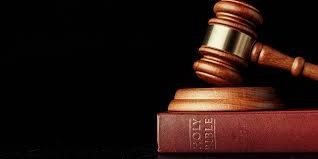 மனைவியை அடித்த கணவரை நீதிமன்றம் விடுவித்தது