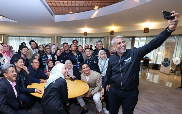 அது / விடுப்பில் செல்வதற்கு ஷாகுல் ஹமிட்டிற்கு உத்தரவிடப்பட்டுள்ள விடுமுறையாகும்