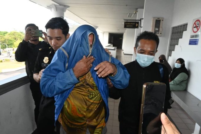 குமாஸ்தா மீது லஞ்ச ஊழல் குற்றச்சாட்டு