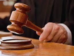 தூக்கிலிருந்து தப்பினார் வங்கி பாதுகாவலர்