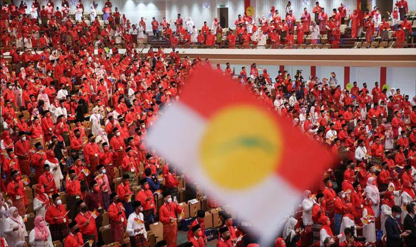 சிலாங்கூர் பக்காத்தான் ஹாராப்பான், அம்னோ முடிவெடுக்கட்டும்