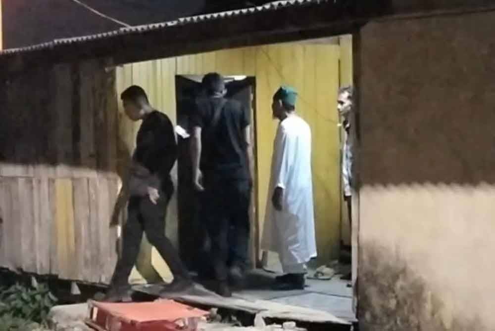 ஆடவர் ஒருவர் இறந்த கிடந்த நிலையில் கண்டெடுக்கப்பட்டார்