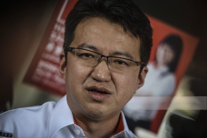 பெரிக்காத்தான் நேஷனலுக்கு சரிவு தொடங்கியது