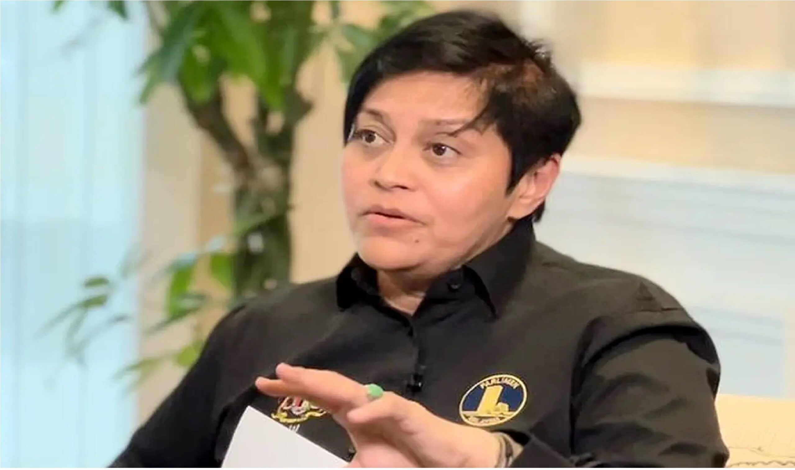 காலாவதியான சட்டங்கள் மறு ஆய்வு செய்யப்பட வேண்டும்