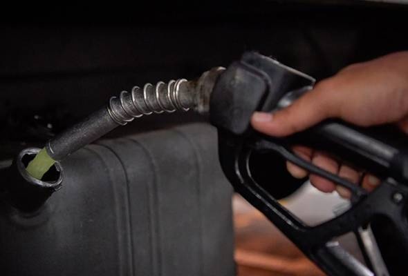 டீசல் விலை 5 காசு குறைந்தது