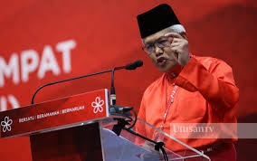 முஹிடின் நாட்டின் சட்டத்தை மதித்து ஒத்துழைப்பு தருவார்- ஹம்ஷா தகவல்