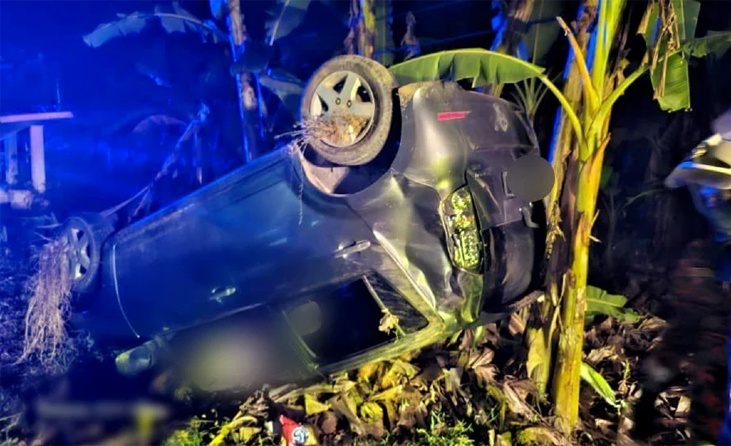 விபத்தில் வாகனத்தினுள் சிக்கி உயிரிழந்தார்