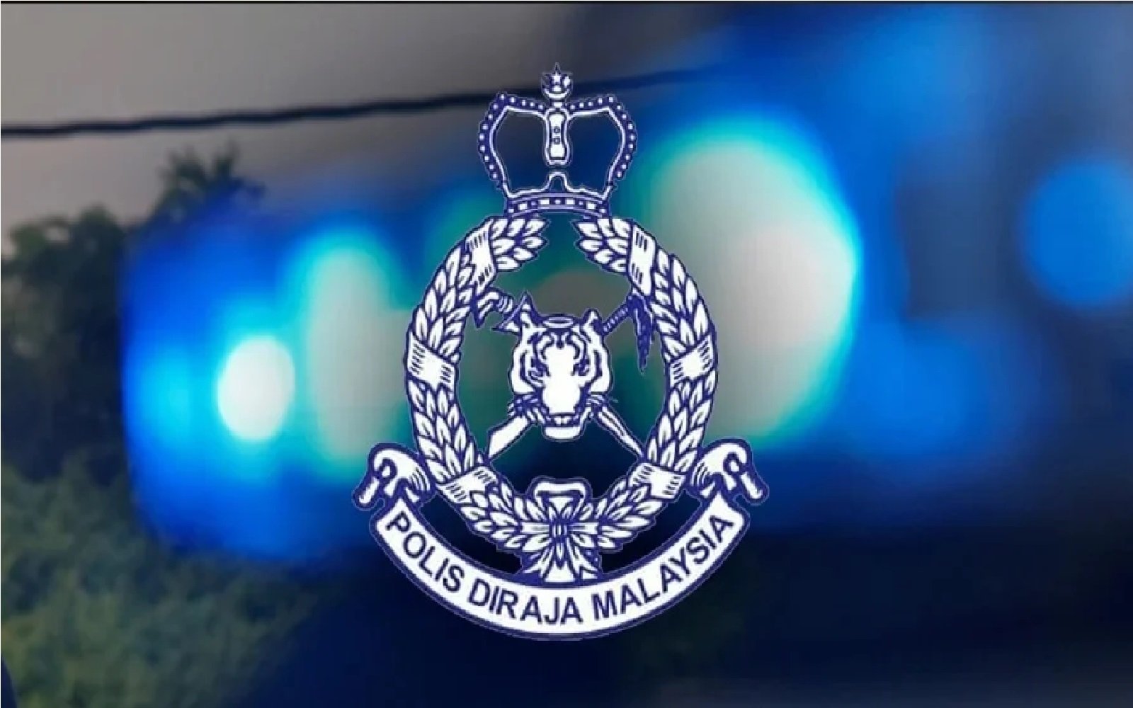 மன அழுத்தத்திற்கு ஆளான மாணவி உடலை காயப்படுத்திக்கொள்ள முயச்சி