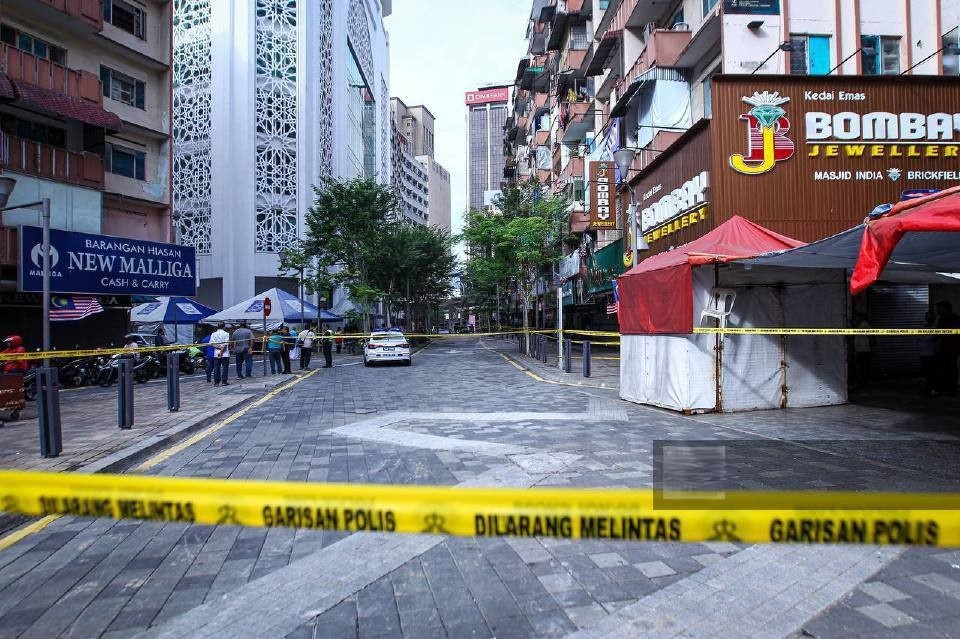 மஸ்ஜிட் இந்தியாவில் கடைகள் திறக்கப்படவில்லை