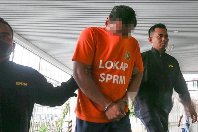 இன்ஸ்பெக்டருக்கு மூன்று நாள் தடுப்புக்காவல்