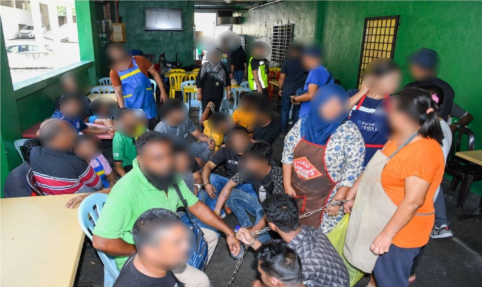 71 வெளிநாட்டவர்கள் கைது