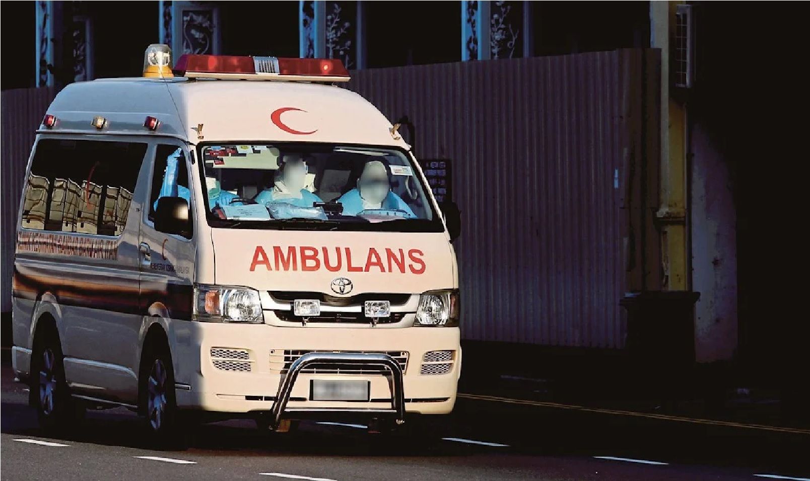 கர்ப்பிணிப் பெண் கீழே விழுந்து மரணம்