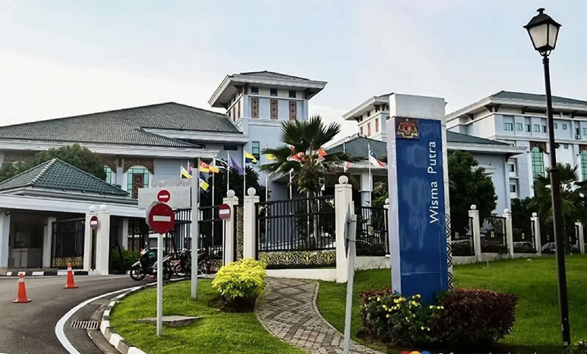 வங்காளதேச சிறையிலிருந்து இரு மலேசியர்கள் விடுதலை