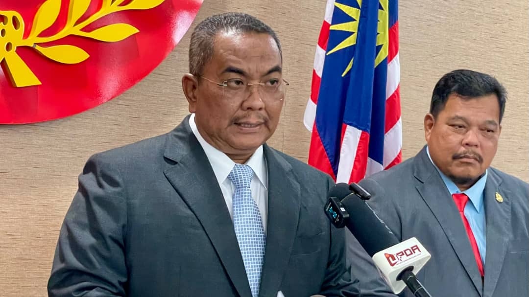 கெடா மந்திரி பெசார் பகிரங்க மன்னிப்பு கேட்டார்