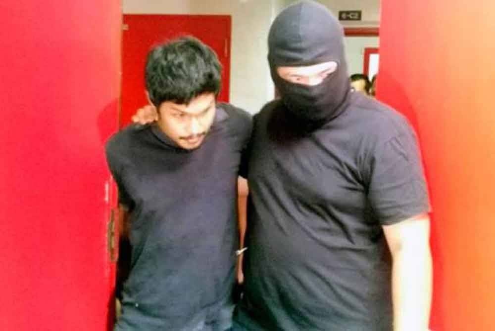 சீபில்டு ( Seafield ) ஸ்ரீ மகாமாரியம்மன் கோவிலில் தாக்குதல் நடத்துவதற்காக பயங்கார நடவடிக்கை / WOLF PACK கும்பலின் தலைவனுக்கு 10 ஆண்டு சிறை