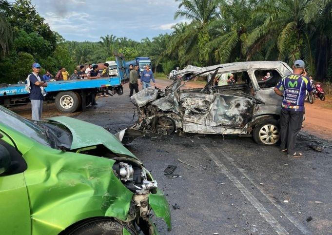 விபத்தில் இரண்டு பெண்கள் உயிரிழந்தனர்