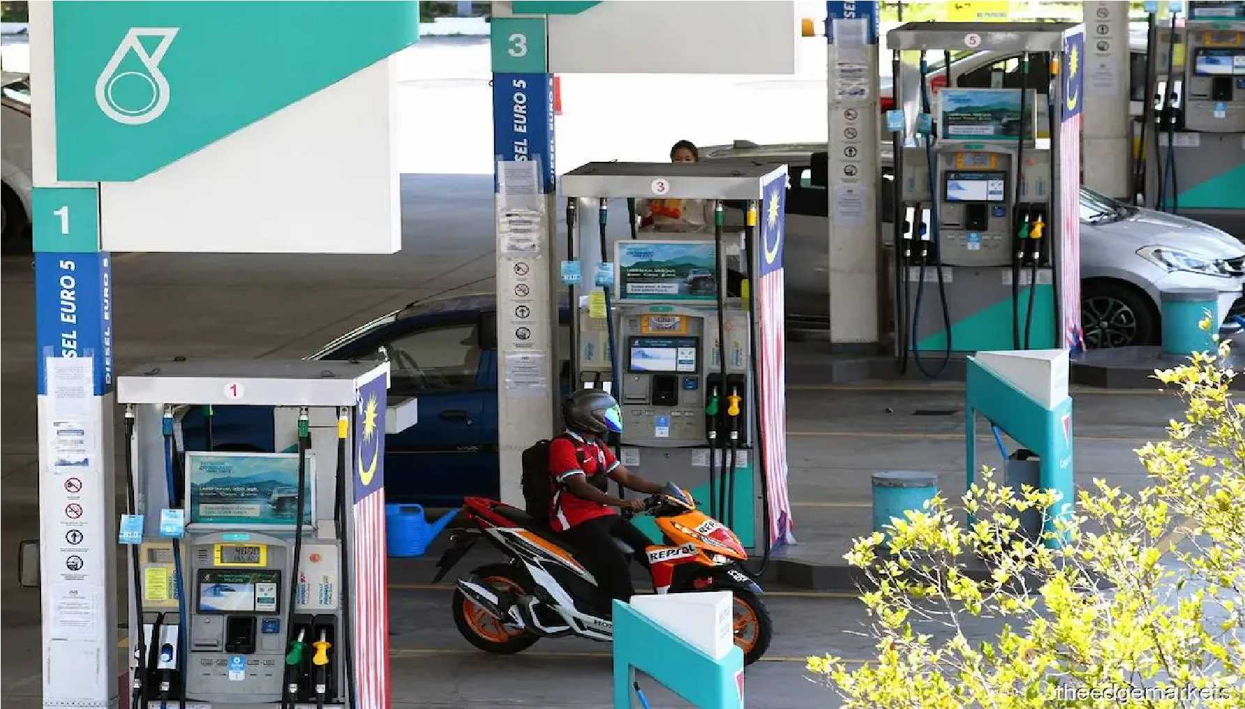 எரிபொருள் விலையில் எந்த மாற்றமும் இல்லை