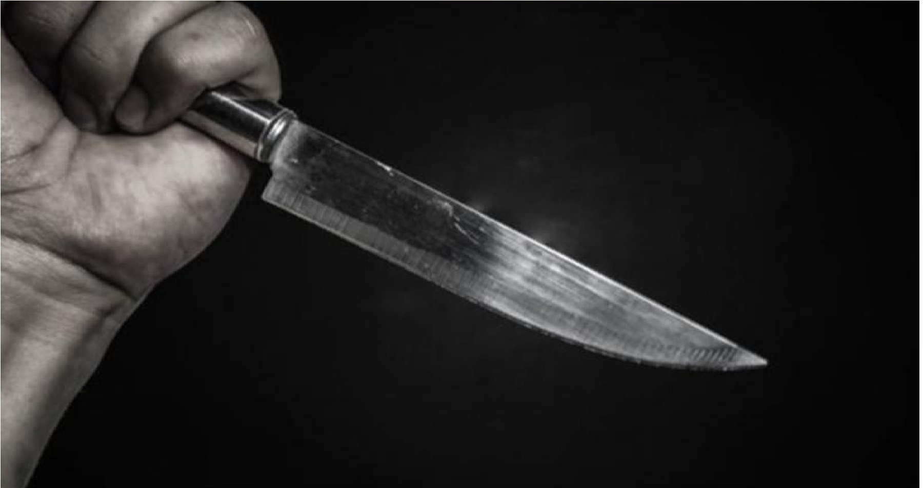 காதலனால் கத்தியால் குத்தப்பட்ட பெண் படுகாயம்