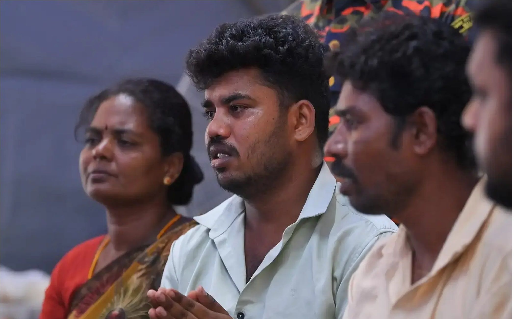 விஜயலெட்சுமியின் குடும்பத்தினர் நாடு திரும்பினர்