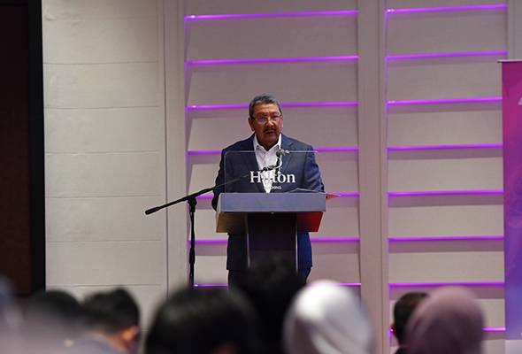 40 ஆயிரம் பேர் சுகாதாரப்பிரச்னையை எதிர்நோக்கியுள்ளனர்