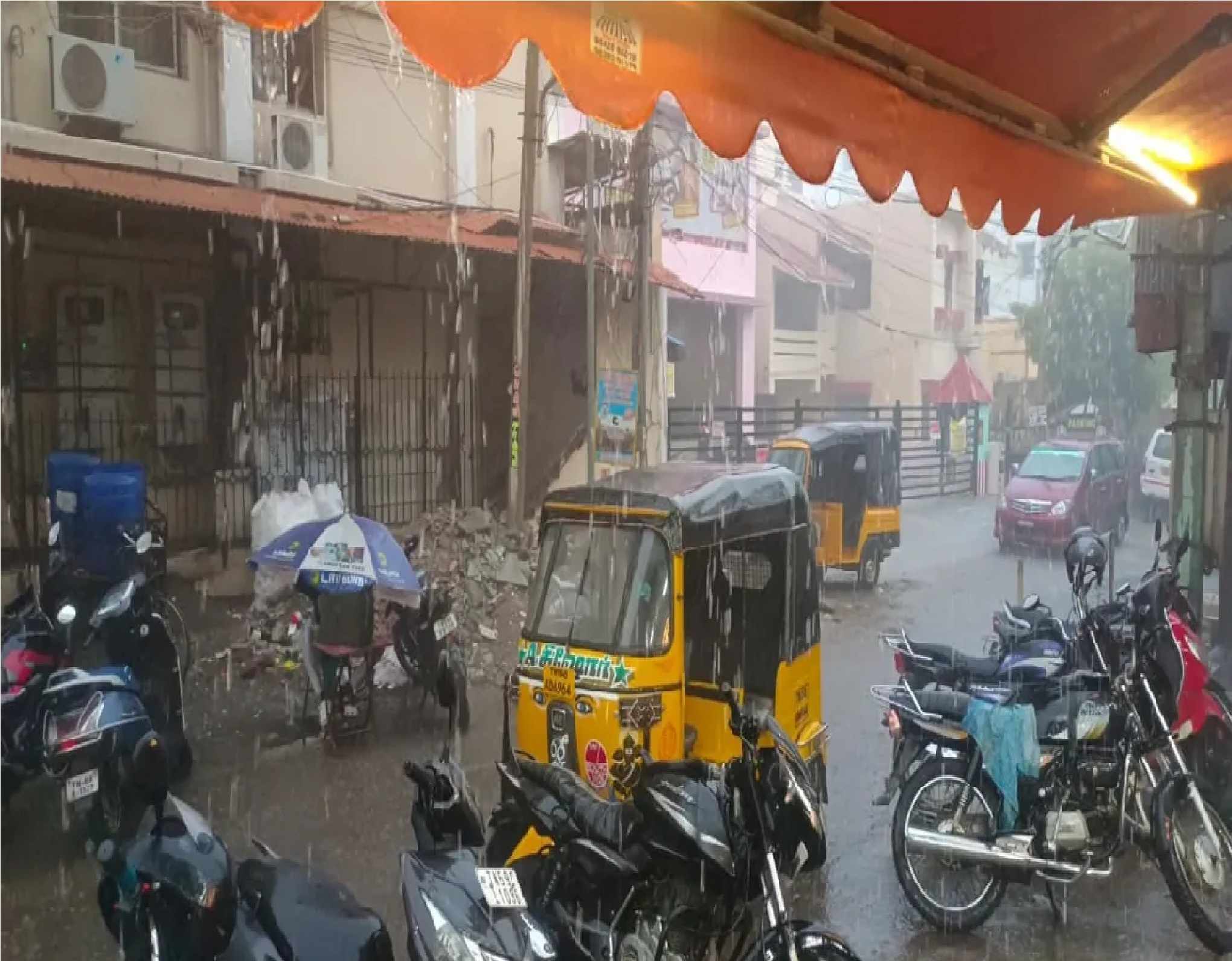 Chennai Rains News Live Updates: வடகிழக்கு பருவமழை தொடக்கம்; வானிலை ஆய்வு மையம்