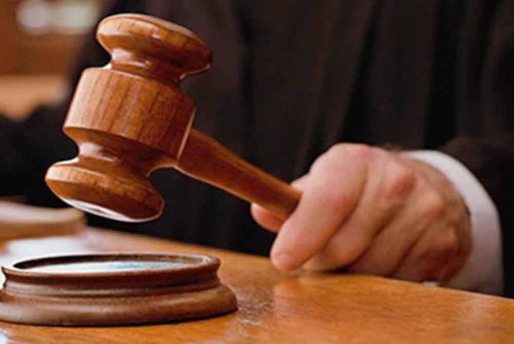 மகனை கொன்ற தந்தை, தூக்கிலிருந்து தப்பினார்