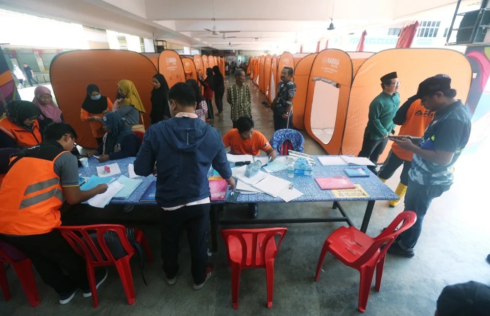 வெள்ளத்தில் பாதிக்கப்பட்டர்களுக்கு இலவசமாகவே MyKad மாற்றித் தரப்படும்