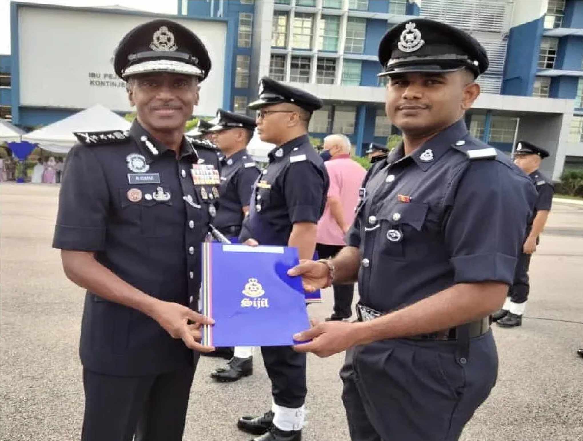 19 தொலைபேசி அழைப்பு மையங்களின் மோசடிக்கும்பல்கள் முறியடிப்பு