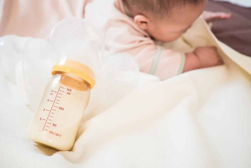 குழந்தை பராமரிப்பாளருக்கு 8 ஆயிரம் வெள்ளி அபராதம்