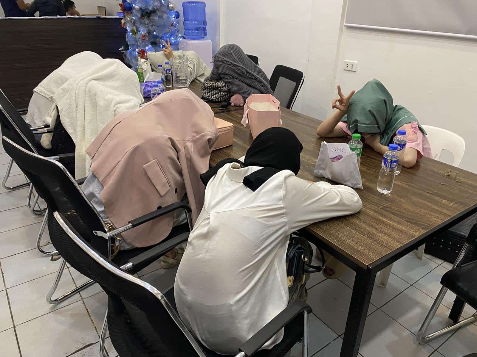 விபச்சார கும்பல் முறியடிப்பு, 7 பெண்கள் மீட்பு