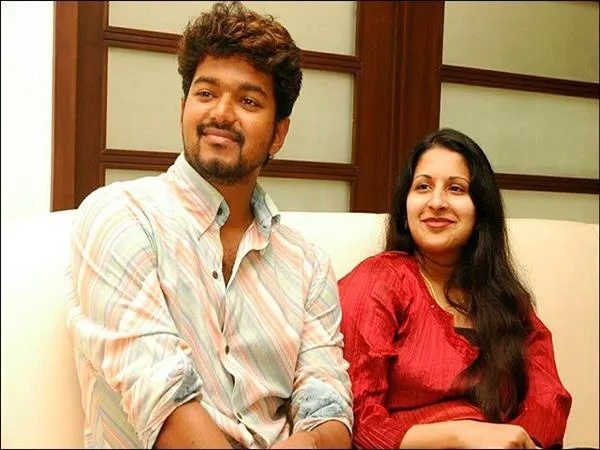 முரசொலி செல்வம் மரணம்.. நேரில் சென்று அஞ்சலி செலுத்திய விஜய்யின் மனைவி சங்கீதா